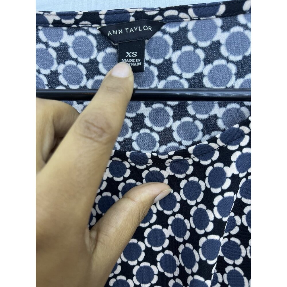 Ann Taylor geometric pattern dress 6 Tie waist Size XS - Picture 8 of 8
